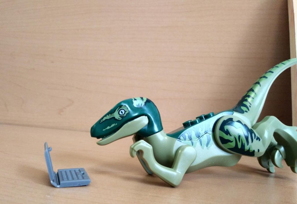 480976118_LEGOdino.thumb.jpg.e1d85ae4a7a088ef33693f48a0691d6f.jpg