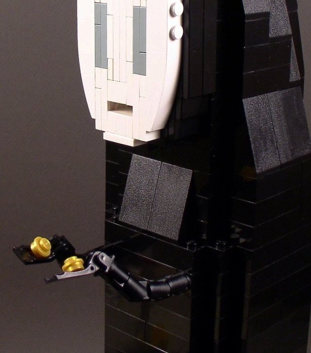 Noface arms detail.jpg