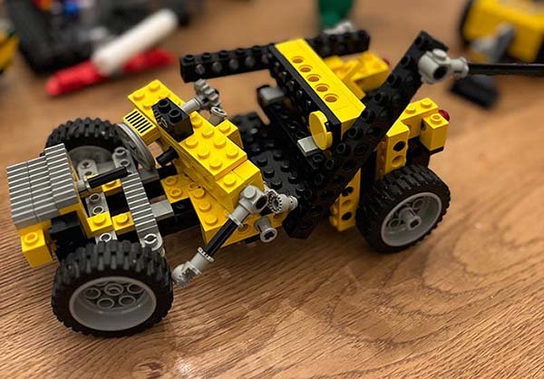 LEGO_Technics_Mystery2.jpg.7cb23349e3ae5070e2041dc9e1e77848.jpg